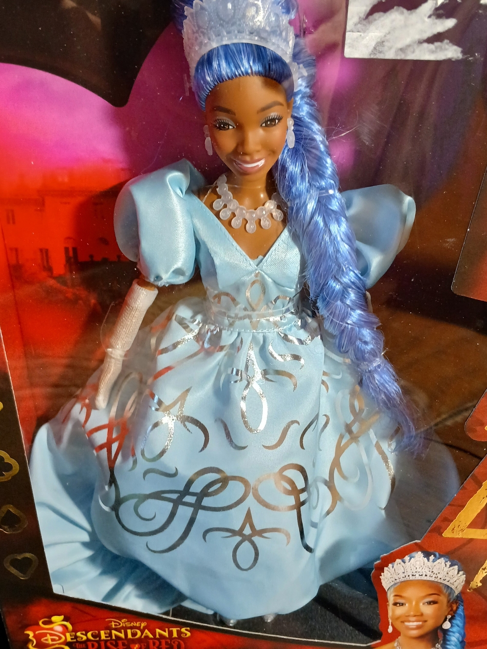 Mattel Disney Descendants The Rise of Red.....Queen Cinderella 2024 Brand New